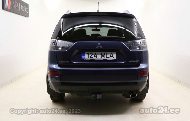 Osta käytetty Mitsubishi Outlander 2.4 125 kW  väri  Tallinnasta