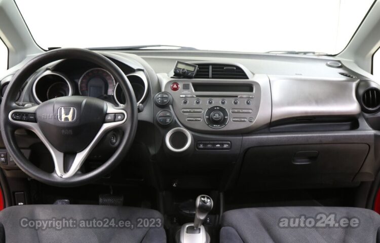 Osta kasutatud Honda Jazz Comfort 1.3 73 kW  värv  Tallinnas