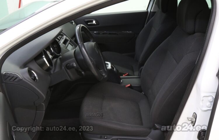 By used Peugeot 5008 Family 1.6 115 kW  color  for Sale in Tallinn