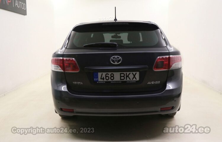 By used Toyota Avensis Eco Drive 2.2 110 kW  color  for Sale in Tallinn