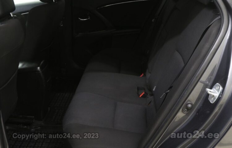 Osta kasutatud Toyota Avensis Eco Drive 2.2 110 kW  värv  Tallinnas