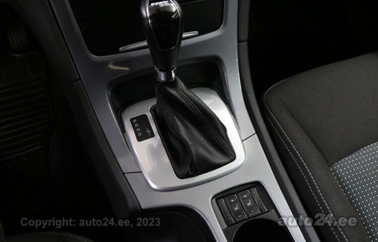 Osta kasutatud Ford Mondeo Trend 2.0 103 kW  värv  Tallinnas
