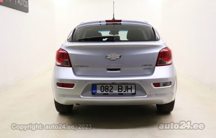 By used Chevrolet Cruze 4D Eco City 1.8 104 kW  color  for Sale in Tallinn