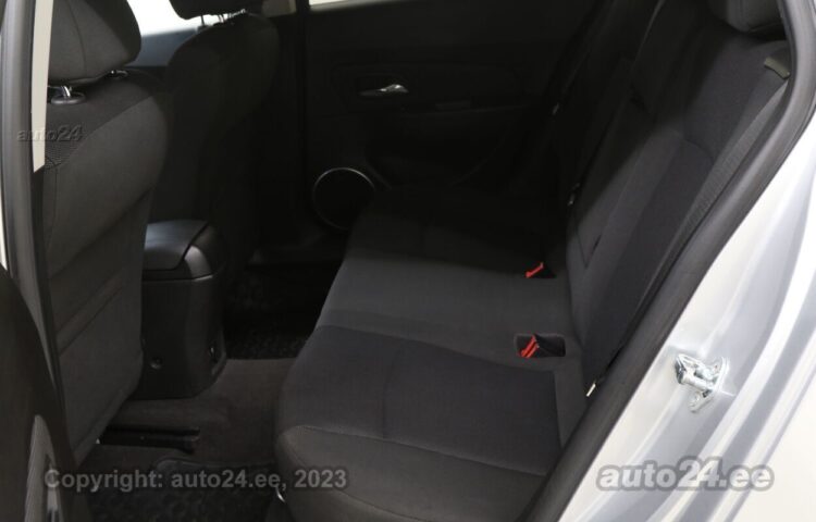 By used Chevrolet Cruze Final Edition 1.8 104 kW  color  for Sale in Tallinn