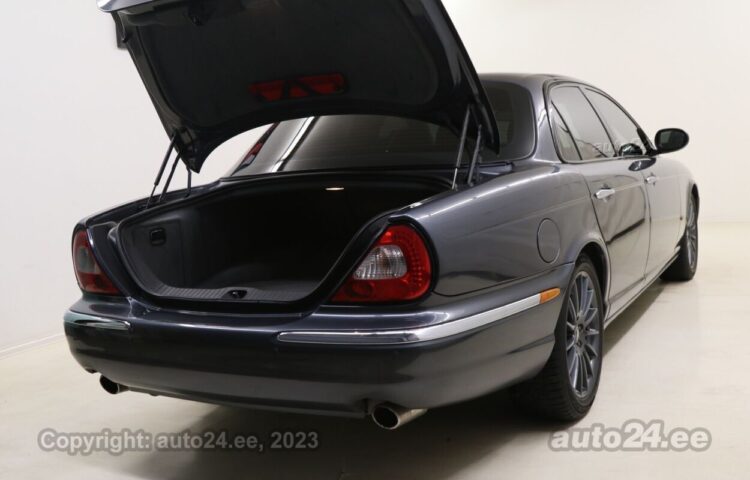 Osta käytetty Jaguar XJ R-Sport 3.0 175 kW  väri  Tallinnasta