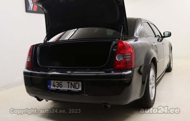 Osta kasutatud Chrysler 300 C Final Edition 3.0 160 kW  värv  Tallinnas