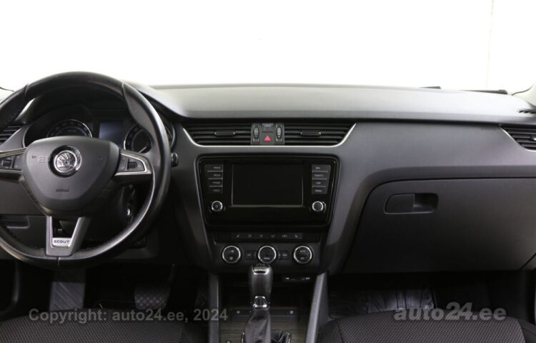 By used Skoda Octavia Scout 2.0 135 kW  color  for Sale in Tallinn