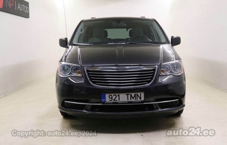 Osta käytetty Chrysler Town & Country 3.6 211 kW  väri  Tallinnasta