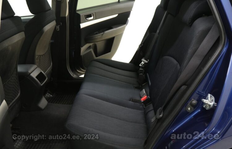 Osta kasutatud Subaru Legacy Comfortline 2.0 110 kW  värv  Tallinnas