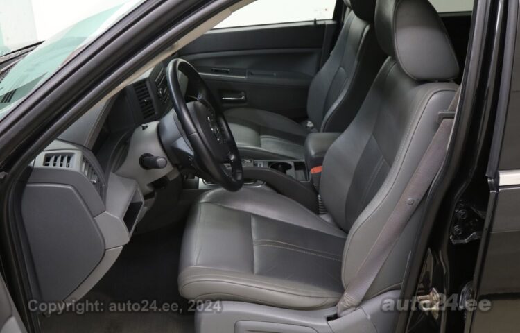By used Jeep Grand Cherokee Quadra-Drive 2 3.0 160 kW  color  for Sale in Tallinn