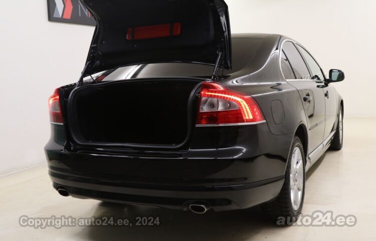 By used Volvo S80 Executive 2.0 133 kW  color  for Sale in Tallinn