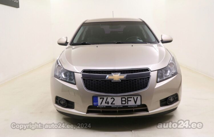 By used Chevrolet Cruze Comfort 2.0 120 kW  color  for Sale in Tallinn