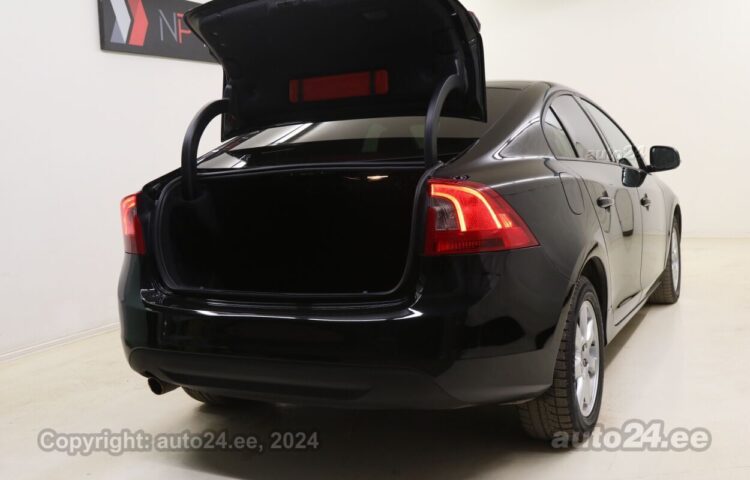 By used Volvo S60 Summum 2.0 120 kW  color  for Sale in Tallinn