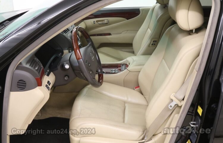 By used Lexus LS 460 Executive 4.6 280 kW  color  for Sale in Tallinn