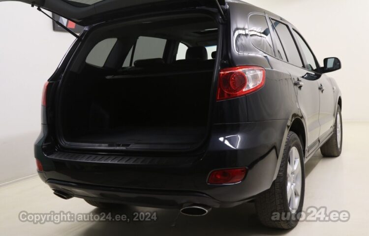 By used Hyundai Santa Fe 2.2 114 kW  color  for Sale in Tallinn