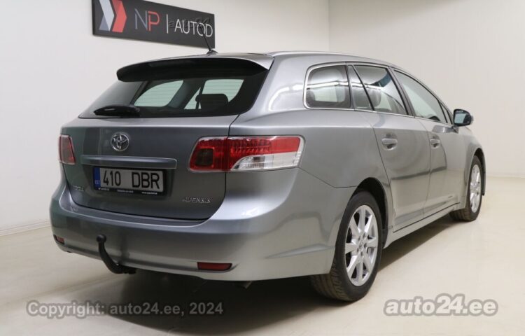 By used Toyota Avensis 2.2 110 kW  color  for Sale in Tallinn