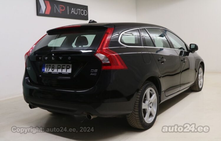 Купить б.у Volvo V60 Summum 2.4 165 kW  цвет  года в Таллине
