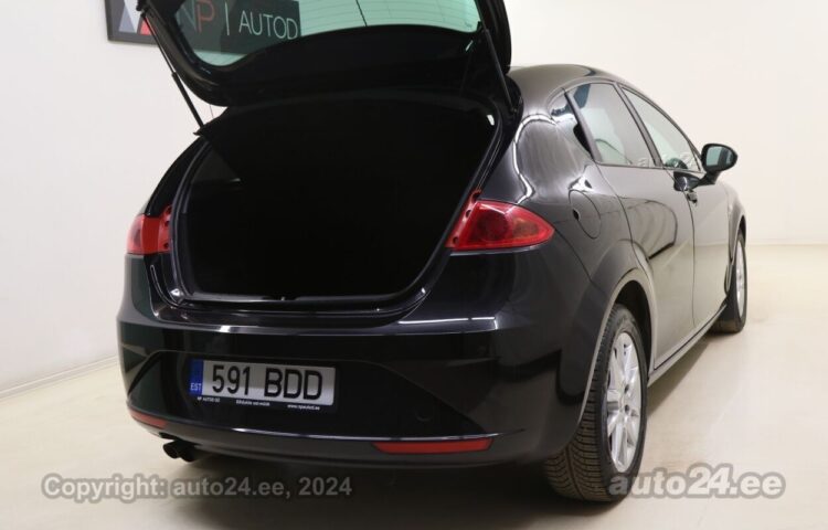 By used SEAT Leon Style 1.8 118 kW  color  for Sale in Tallinn