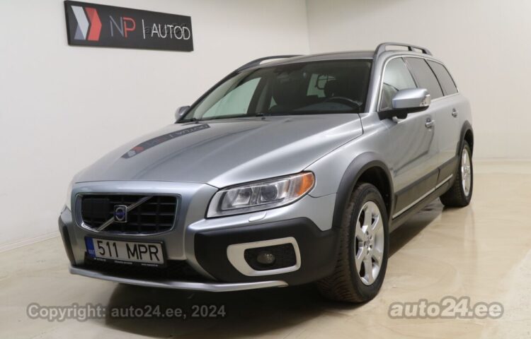 By used Volvo XC70 Summum 2.4 136 kW  color  for Sale in Tallinn