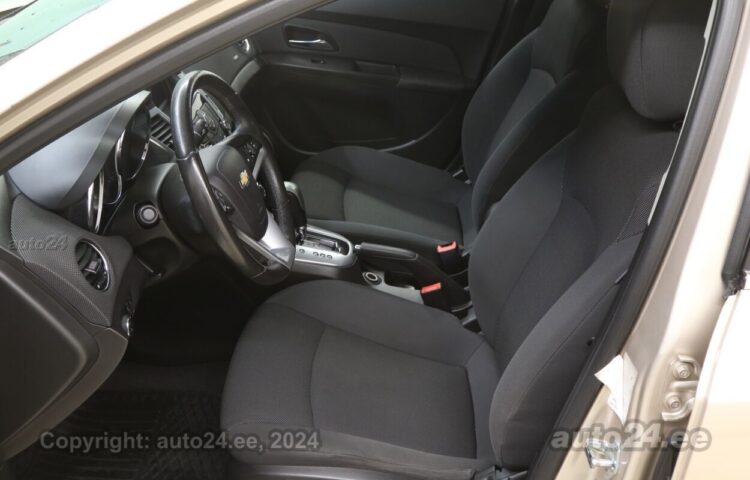 Купить б.у Chevrolet Cruze Comfort 1.8 104 kW  цвет  года в Таллине