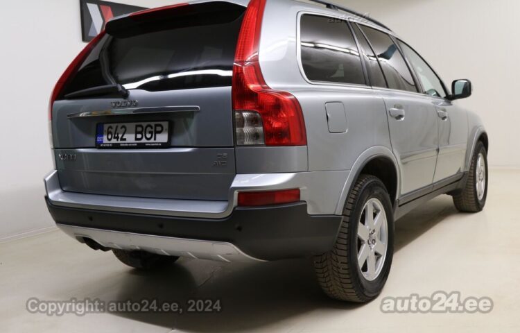 Купить б.у Volvo XC90 Family 5+2 2.4 136 kW  цвет  года в Таллине