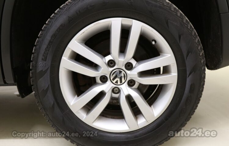 Osta käytetty Volkswagen Tiguan Facelift TSI 1.4 90 kW  väri  Tallinnasta