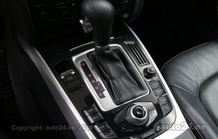 Osta kasutatud Audi A5 Coupe Quattro Executive 3.0 176 kW  värv  Tallinnas