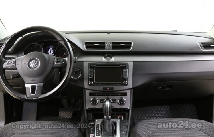 Купить б.у Volkswagen Passat Variant 1.4 118 kW  цвет  года в Таллине
