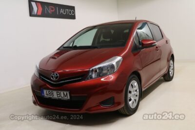 Osta käytetty Toyota Yaris Eco Drive 1.3 73 kW 2014 väri punainen Tallinnasta