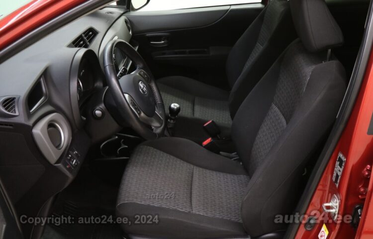 Osta kasutatud Toyota Yaris Eco Drive 1.3 73 kW  värv  Tallinnas