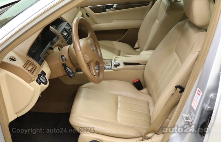 By used Mercedes-Benz C 220 Elegance 2.1 125 kW  color  for Sale in Tallinn
