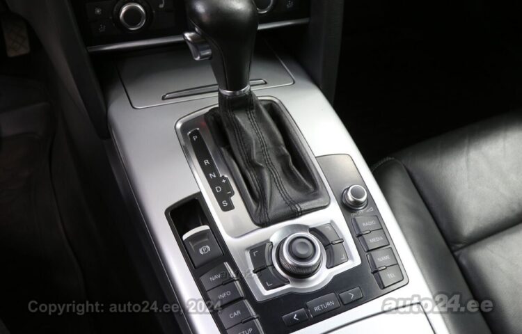 Osta käytetty Audi A6 Avant Executive 2.8 162 kW  väri  Tallinnasta