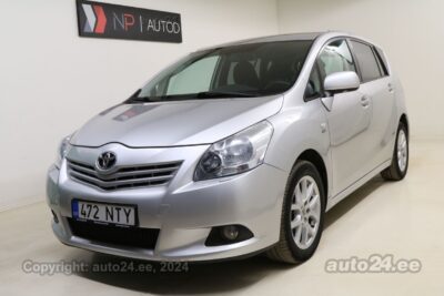 By used Toyota Verso Family 2.2 110 kW 2010 color gray for Sale in Tallinn