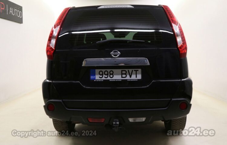 Osta käytetty Nissan X-Trail Elegance 2.0 110 kW  väri  Tallinnasta