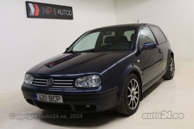 Купить б.у Volkswagen Golf 1.6 74 kW 1998 цвет темно-синий года в Таллине