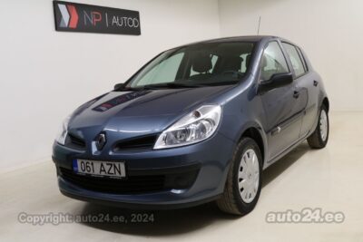 Купить б.у Renault Clio Initiale Paris 1.1 55 kW 2006 цвет синий года в Таллине