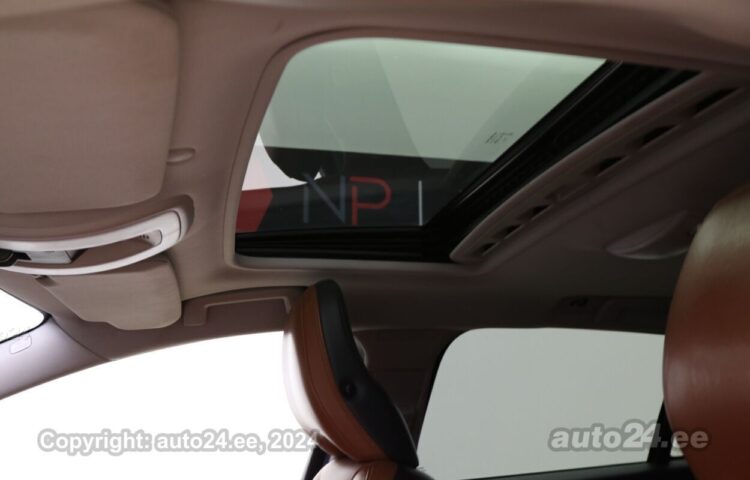 Osta käytetty Volvo V60 Summum 2.4 151 kW  väri  Tallinnasta