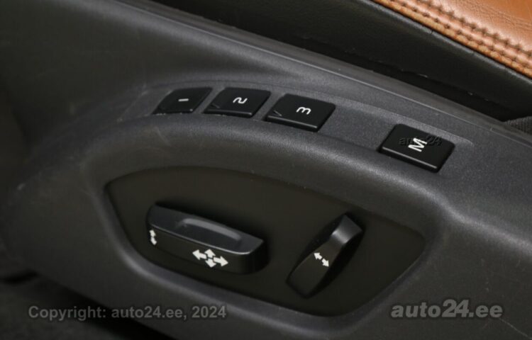 Osta käytetty Volvo V60 Summum 2.4 151 kW  väri  Tallinnasta