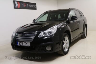 Купить б.у Subaru Outback Symmetrical AWD 2.0 110 kW 2013 цвет черный года в Таллине