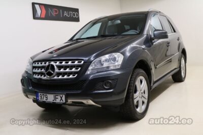 Купить б.у Mercedes-Benz ML 350 4Matic Final Edition 3.0 170 kW 2010 цвет серый года в Таллине