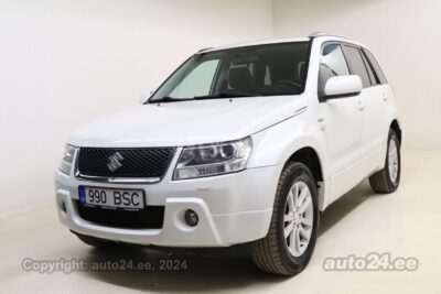 Купить б.у Suzuki Grand Vitara 4WD 1.9 95 kW 2008 цвет белый года в Таллине