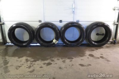 Bridgestone 3075 Blizzak Spike 01