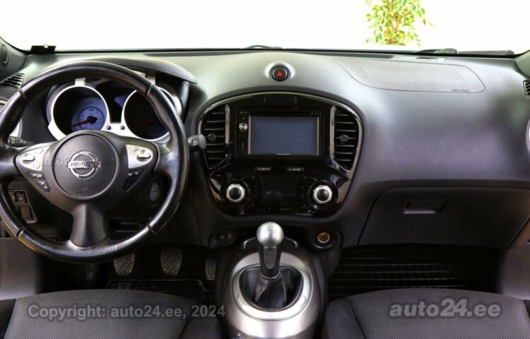 Купить б.у Nissan Juke Sport Line 1.6 86 kW  цвет  года в Таллине