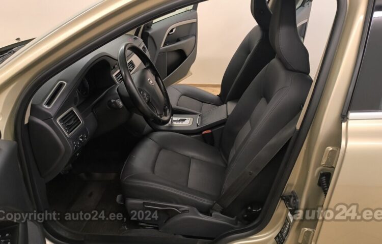 Купить б.у Volvo S80 Momentum 2.5 147 kW  цвет  года в Таллине