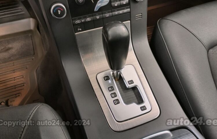 Купить б.у Volvo S80 Momentum 2.5 147 kW  цвет  года в Таллине