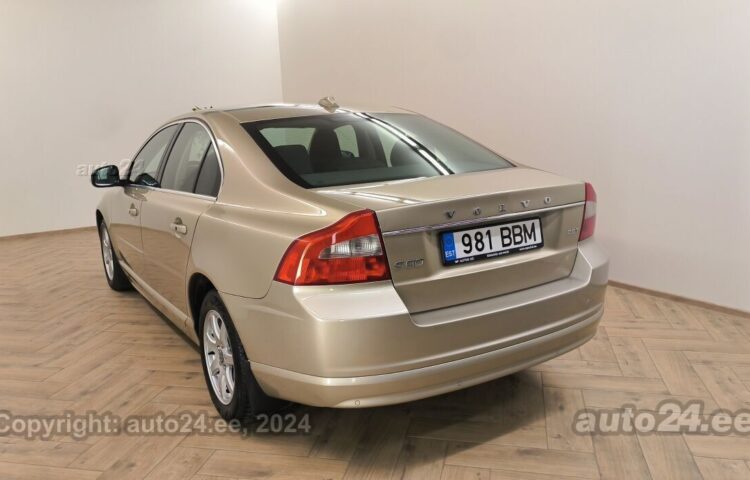 Купить б.у Volvo S80 Momentum 2.5 147 kW  цвет  года в Таллине