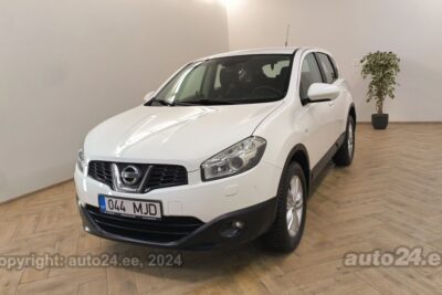 Osta kasutatud Nissan Qashqai 4×4 2.0 104 kW 2013 värv valge Tallinnas