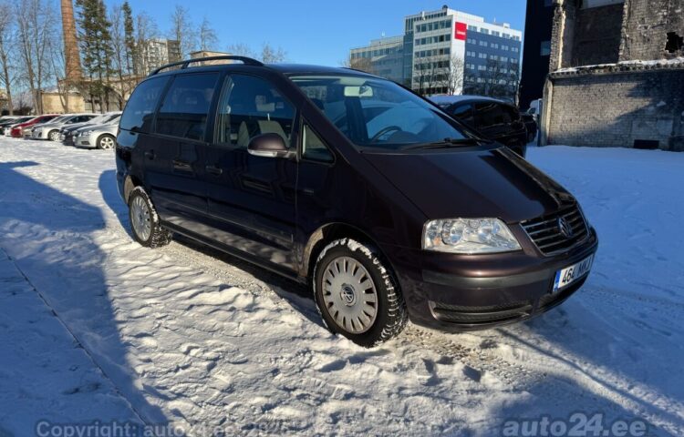 Osta käytetty Volkswagen Sharan TrendLine 1.9 85 kW  väri  Tallinnasta