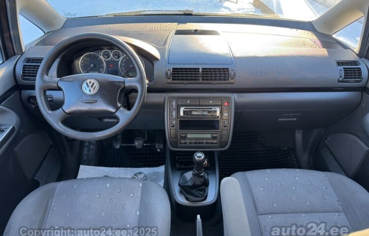 Osta käytetty Volkswagen Sharan TrendLine 1.9 85 kW  väri  Tallinnasta