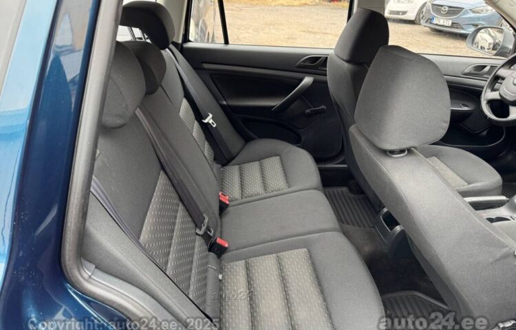 Osta käytetty Skoda Octavia Comfortline Facelift 1.2 77 kW  väri  Tallinnasta